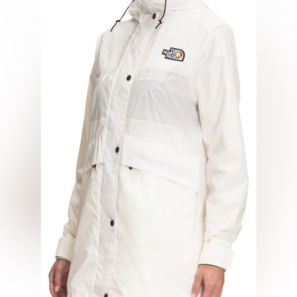 The North Face Outline WindWall Jacket
GARDENIA WHITE, Size Large - Picture 8 of 9